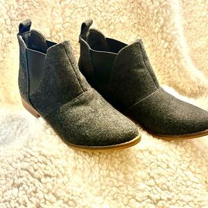 Rocket Dog Charcoal  Wool Ankle Booties